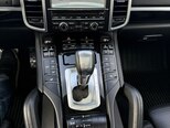 Porsche Cayenne-17