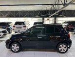 Nissan March-11