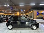 Nissan March-9