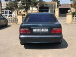Mercedes E 220-6
