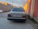 Mercedes 250 D-2