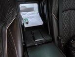 BMW 740-10