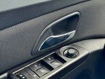 Chevrolet Cruze-17