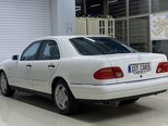 Mercedes E 240-10