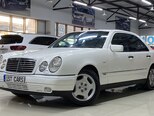 Mercedes E 240-4