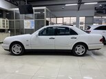 Mercedes E 240-7