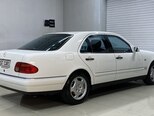 Mercedes E 240-11