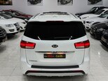 Kia Carnival-7