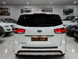 Kia Carnival-6