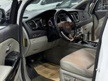 Kia Carnival-21