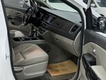 Kia Carnival-24