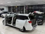 Kia Carnival-20
