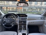 Mercedes E 250-11