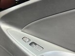 Hyundai Sonata-27