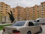 Mercedes E 200-2