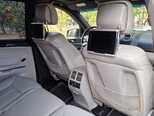 Mercedes GL 550 4MATIC-12