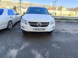 Volkswagen Tiguan-1
