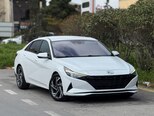 Hyundai Elantra-1