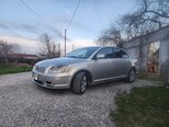 Toyota Avensis-2