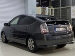 Toyota Prius-10