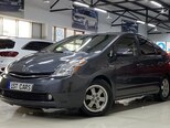 Toyota Prius-4