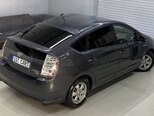 Toyota Prius-14