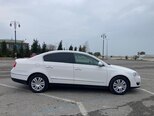 Volkswagen Passat-5