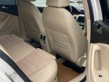 Volkswagen Passat-10