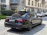 Mercedes E 300-5