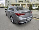 Hyundai Sonata-6