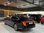 Hongqi H9-8