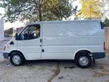Ford Transit-10