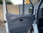 Ford Transit-15