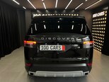 Land Rover Discovery-5