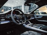 Audi Q8-8