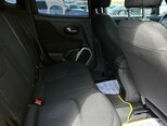 Jeep Renegade-10