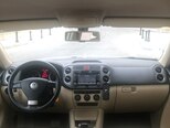 Volkswagen Tiguan-5