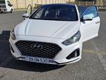 Hyundai Sonata-8
