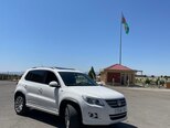 Volkswagen Tiguan-5