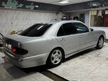 Mercedes E 220-8