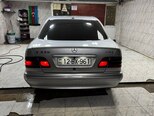 Mercedes E 220-6