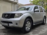 Nissan Pathfinder-4