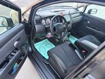 Nissan Tiida-10