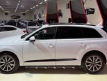 Audi Q7-6