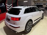 Audi Q7-10