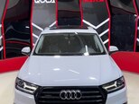 Audi Q7-4
