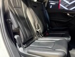 Audi Q7-19