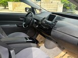 Toyota Prius-11