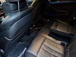 BMW 530e-13