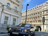 Mercedes E 220-1